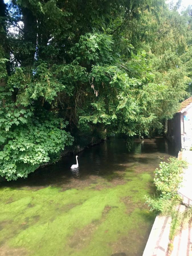 Gite De Mauxe Acquigny Εξωτερικό φωτογραφία